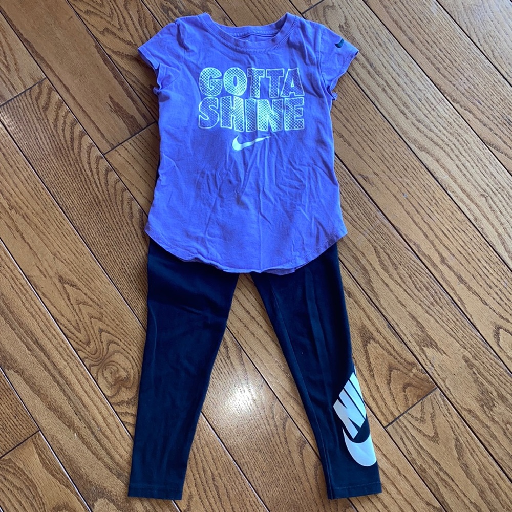 GIRLS 2 PC NIKE OUTFIT